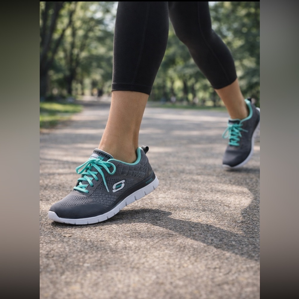 Skechers BREAK FREE  Casual Trail Running Gray Blue Shoes Sneakers size 6,5.